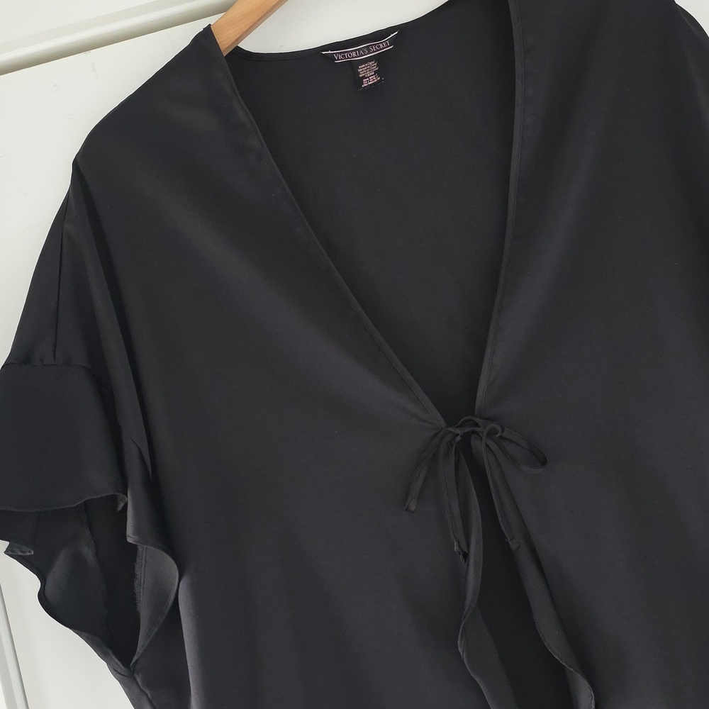 Victoria's Secret Black Tie-Front Flutter Komono - Picture 3 of 8